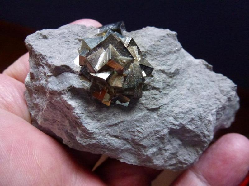 Pirita
8 cm x 5 cm
(Autor: javier ruiz martin)