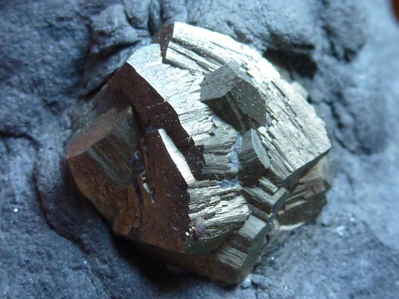 Pirita
11 cm x 6 cm
(Autor: javier ruiz martin)
