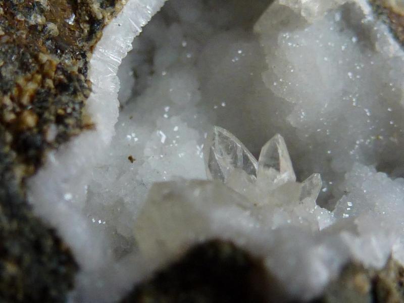 Calcita, Phillipsita
1,2 x 1 cm.
(Autor: javier ruiz martin)
