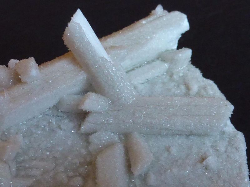 Laumontita, Calcita, Apofilita
8 x 7 cm.
(Autor: javier ruiz martin)