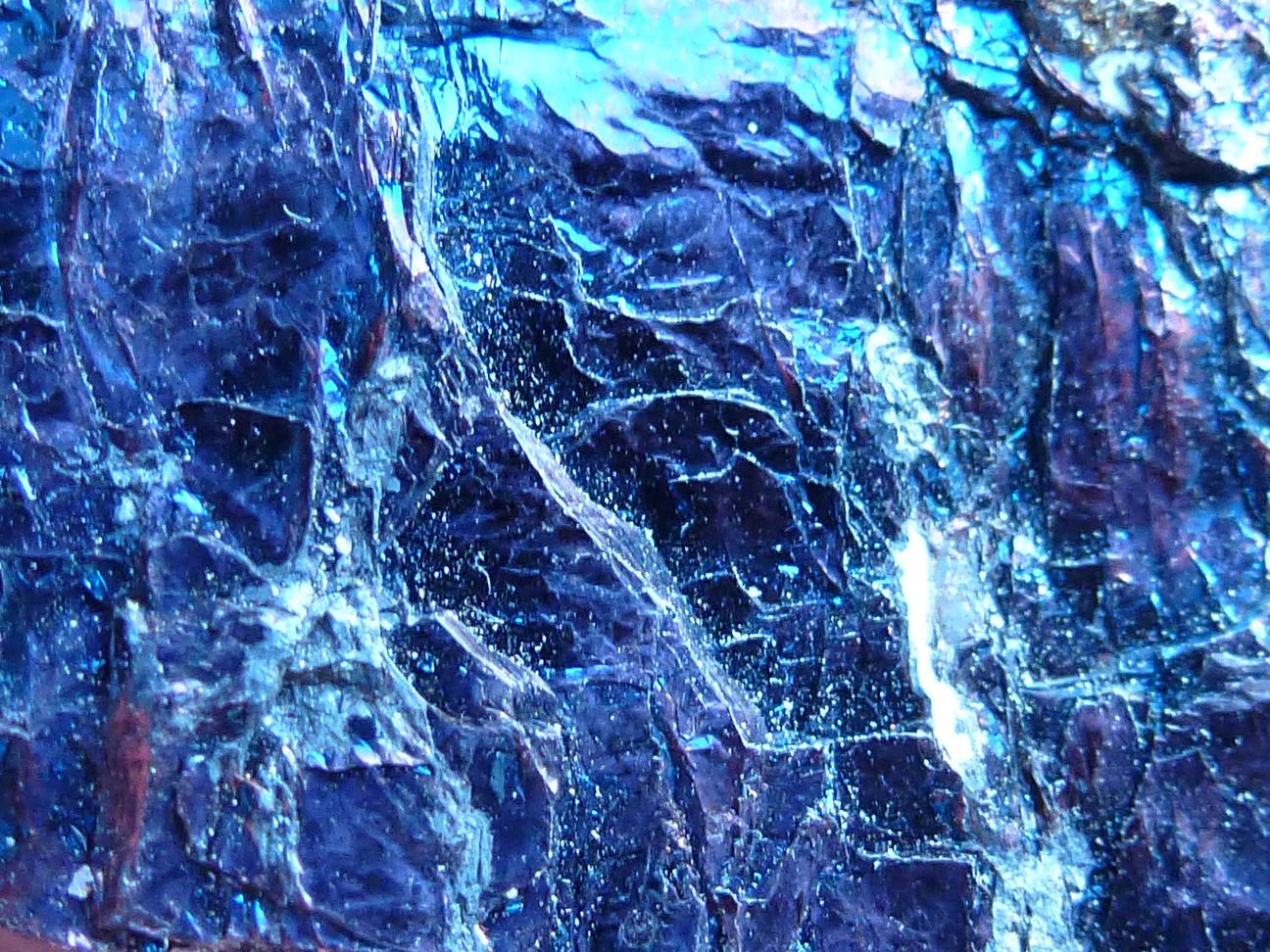 Covellita, Pirita
6 x 4 cm.
(Autor: javier ruiz martin)