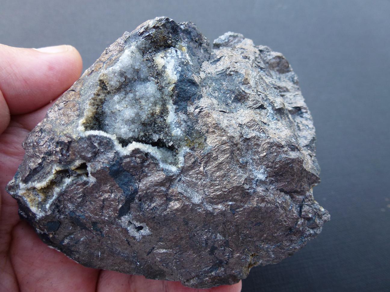 Luzonita, Cuarzo
9 x 7 cm.
(Autor: javier ruiz martin)