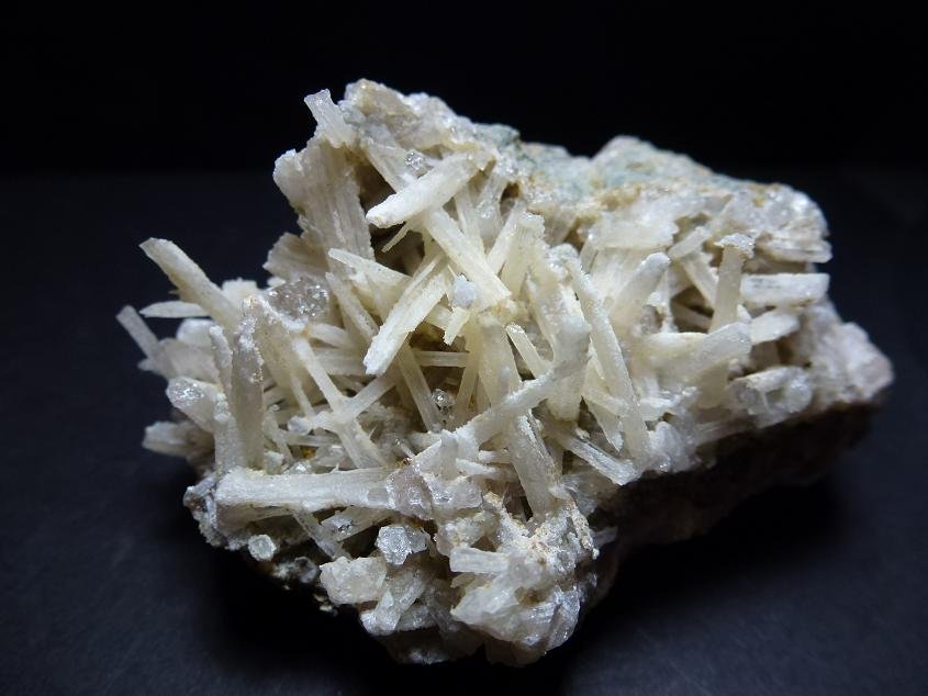 Aragonito
8 x 6 cm.
(Autor: javier ruiz martin)
