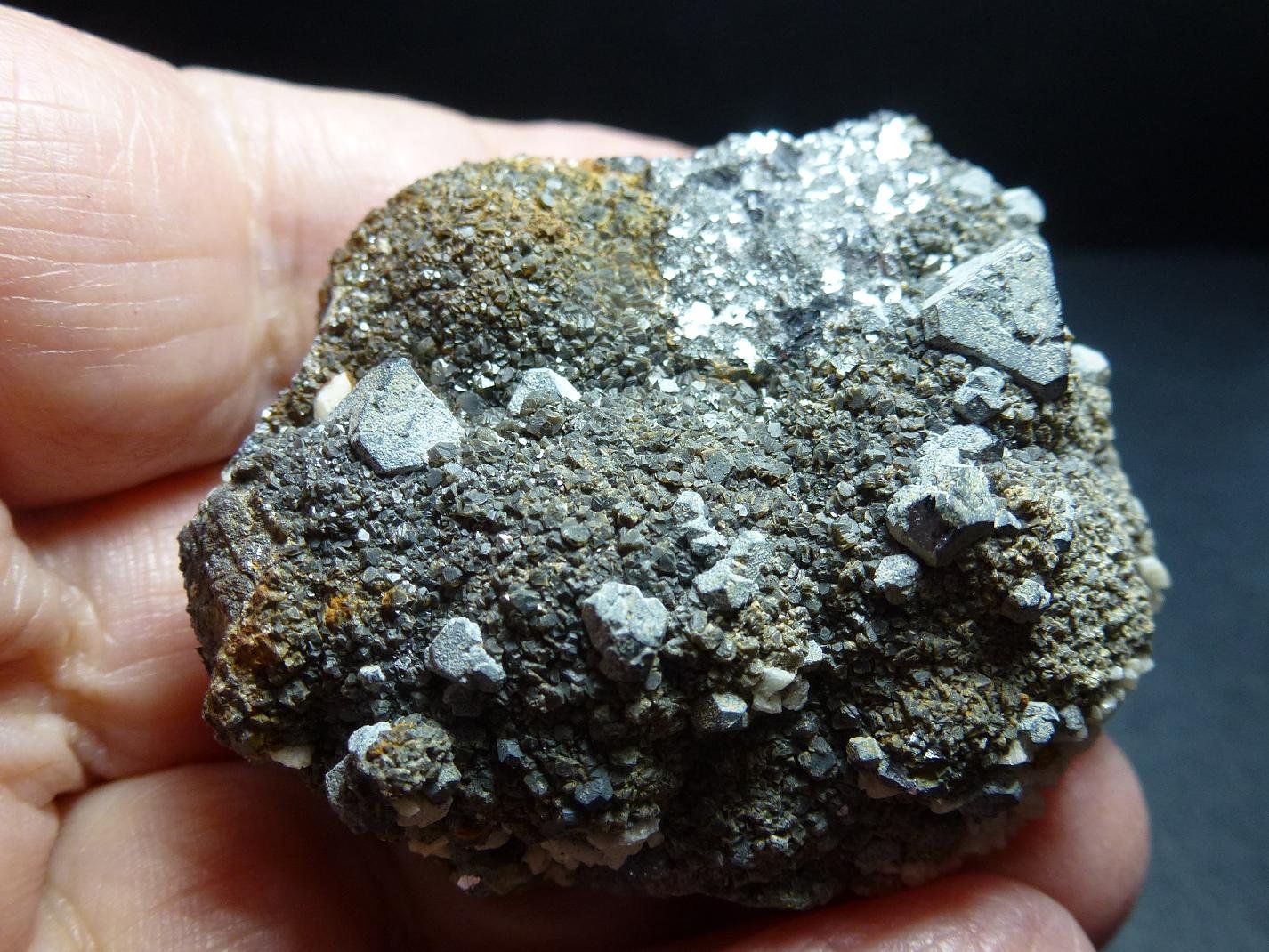Galena, Esfalerita y Dolomita
6 x 4 cm.
(Autor: javier ruiz martin)