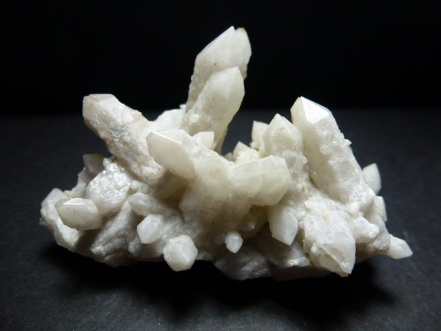 Cuarzo
7 x 4 cm.
(Autor: javier ruiz martin)
