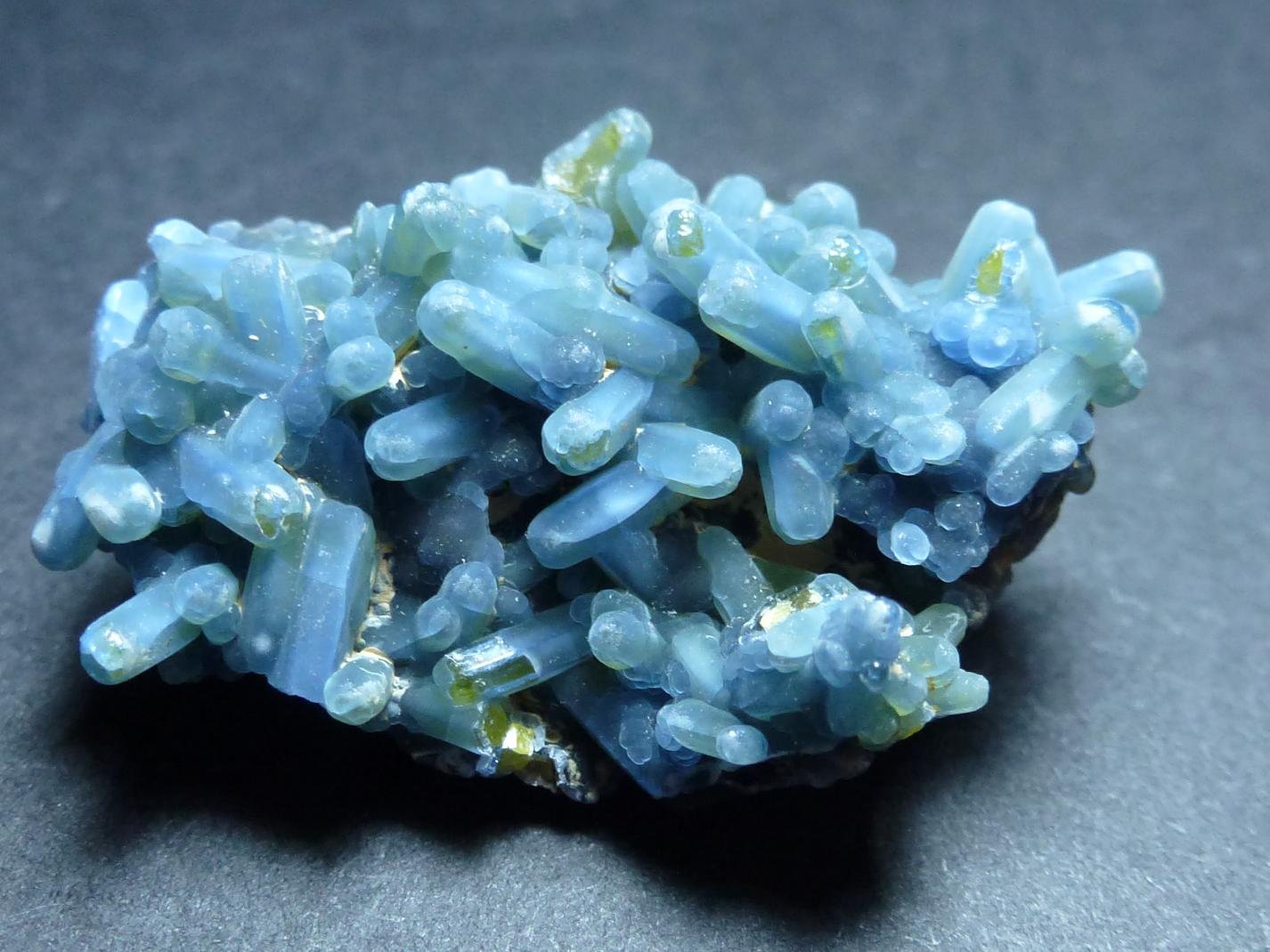 Plumbogummita con Piromorfita
3 x 1,5 cm.
(Autor: javier ruiz martin)