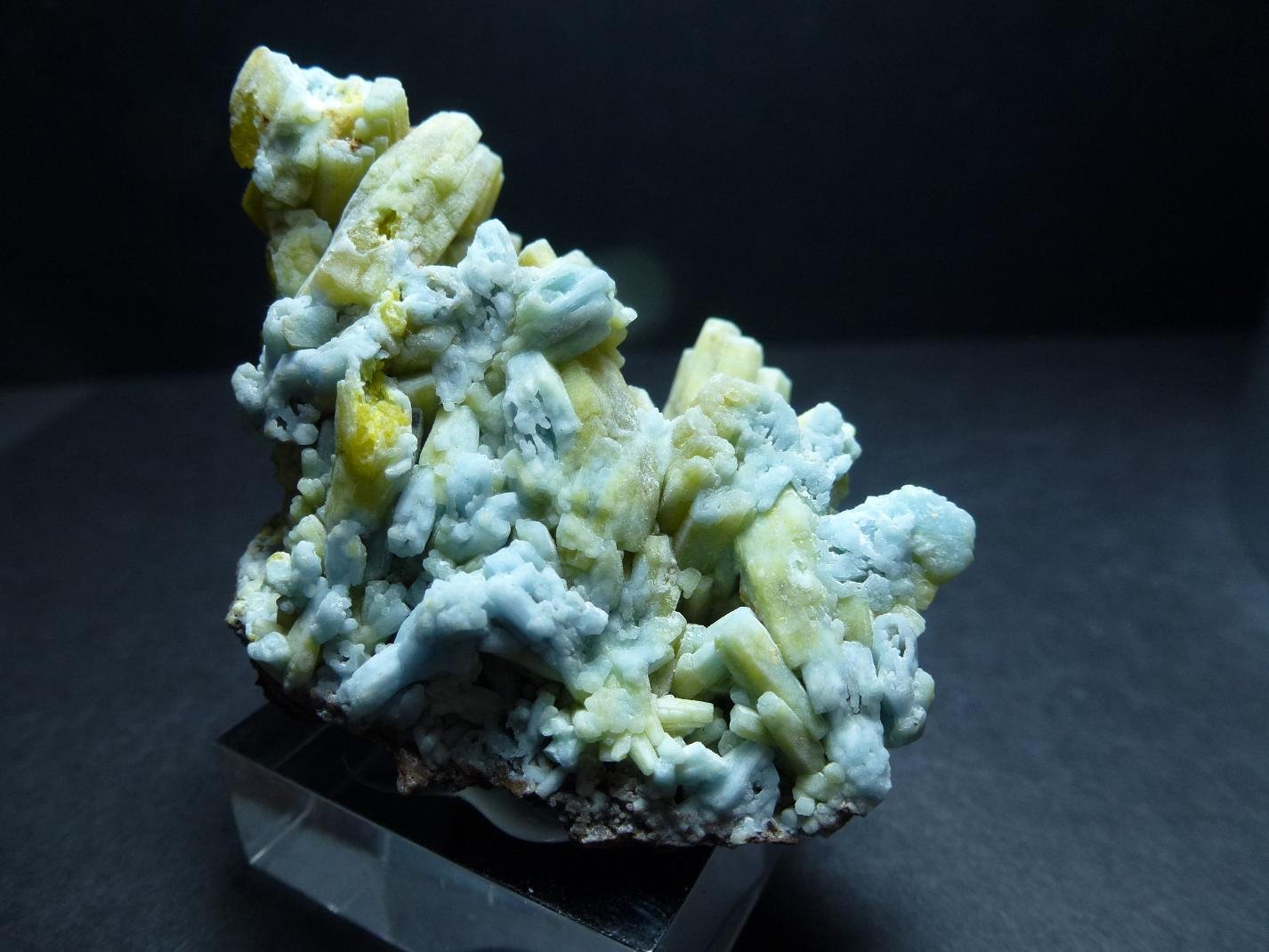 Piromorfita con Plumbogummita
6 x 4 cm.
(Autor: javier ruiz martin)