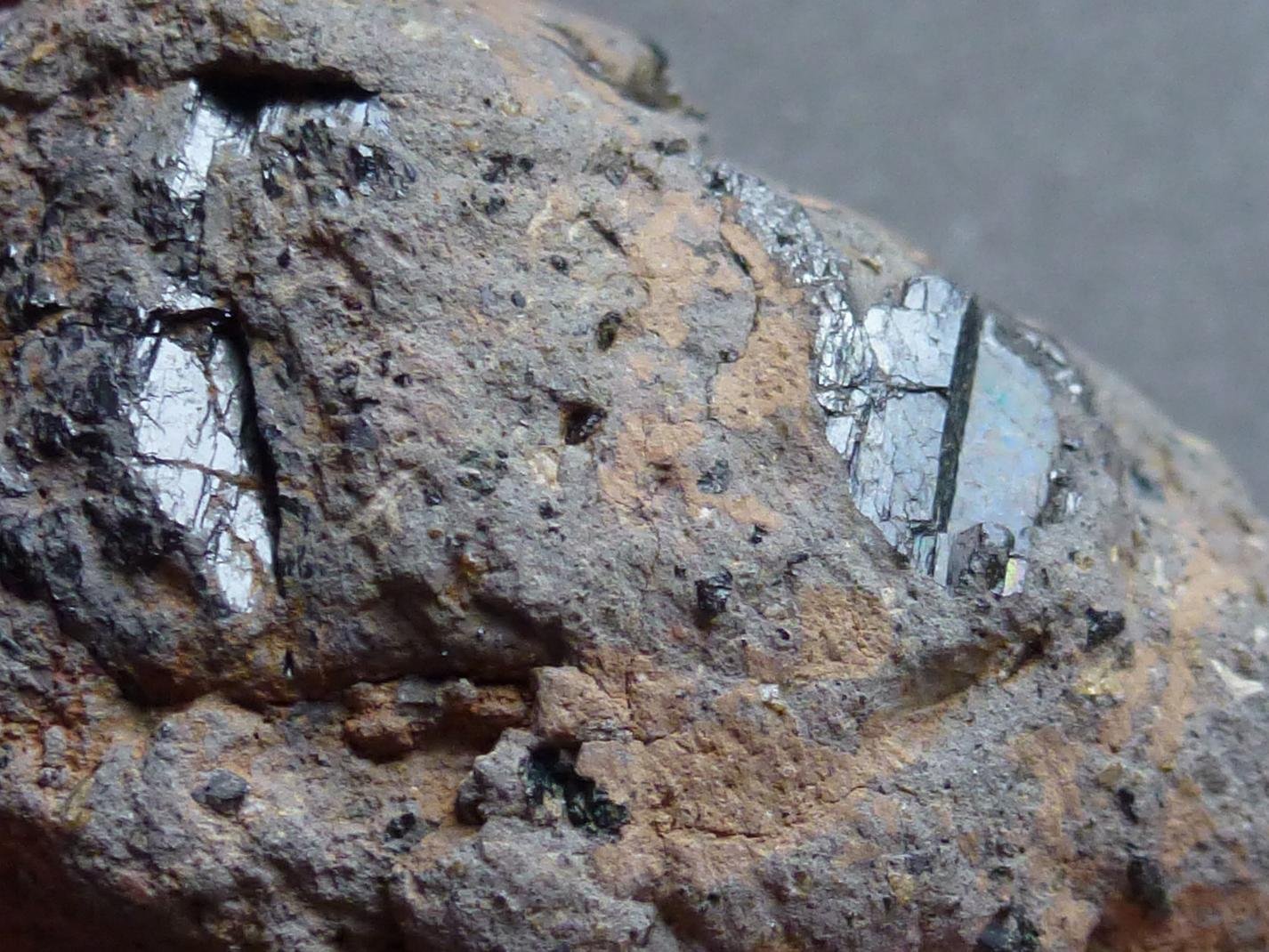 Kaersutita
6,5 x 6,5 cm.
(Autor: javier ruiz martin)