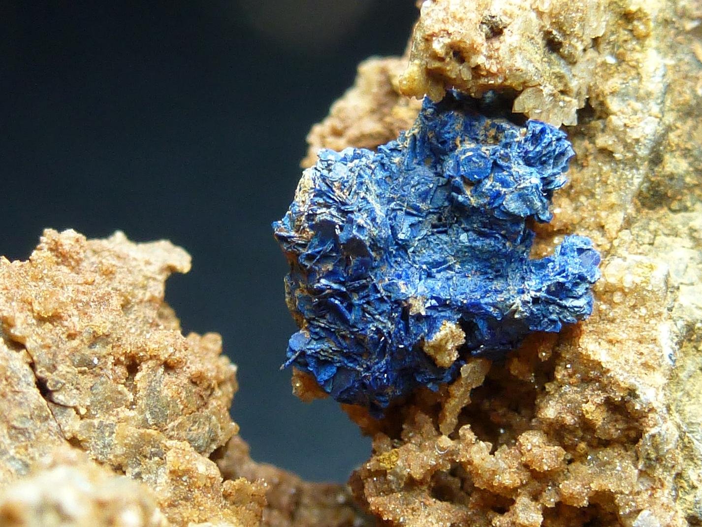 Azurita
1 cm. la Azurita
(Autor: javier ruiz martin)