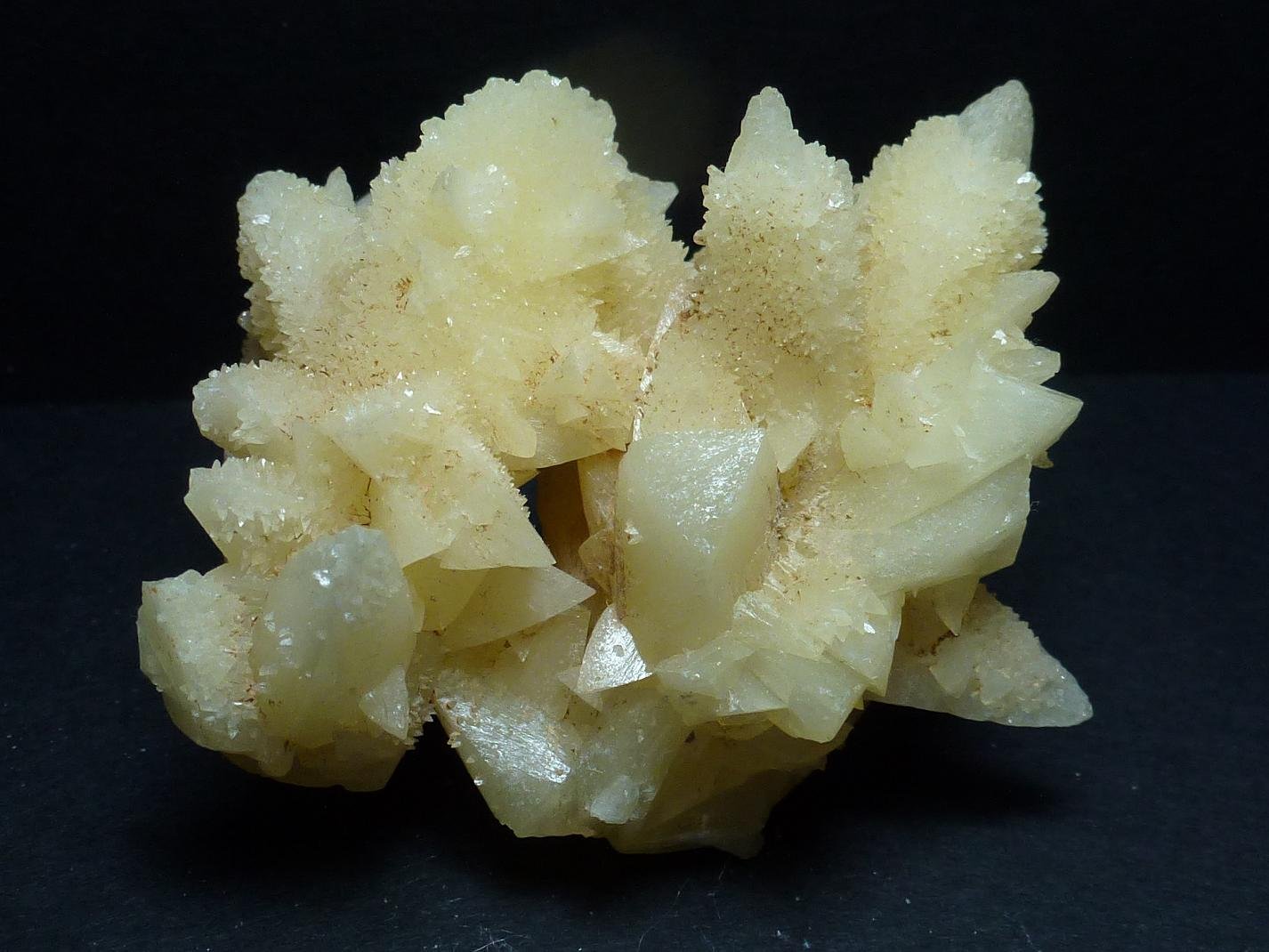 Calcita
5 x 5 cm.
(Autor: javier ruiz martin)