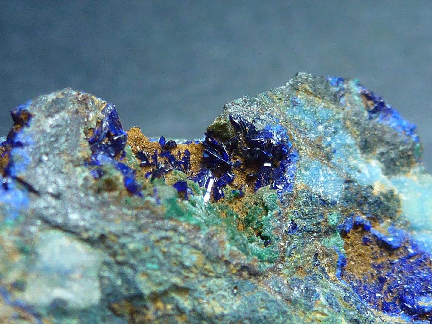 Azurita, Malaquita
5 x 5 cm.
(Autor: javier ruiz martin)