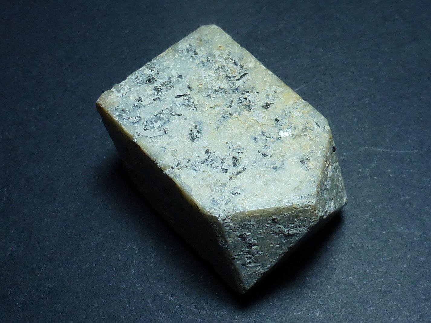 Sanidina
5 x 3 cm.
(Autor: javier ruiz martin)