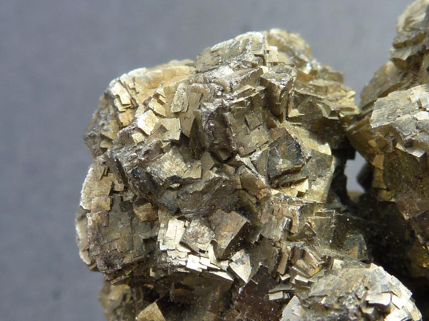 Pirita
7 x 5 cm.
(Autor: javier ruiz martin)