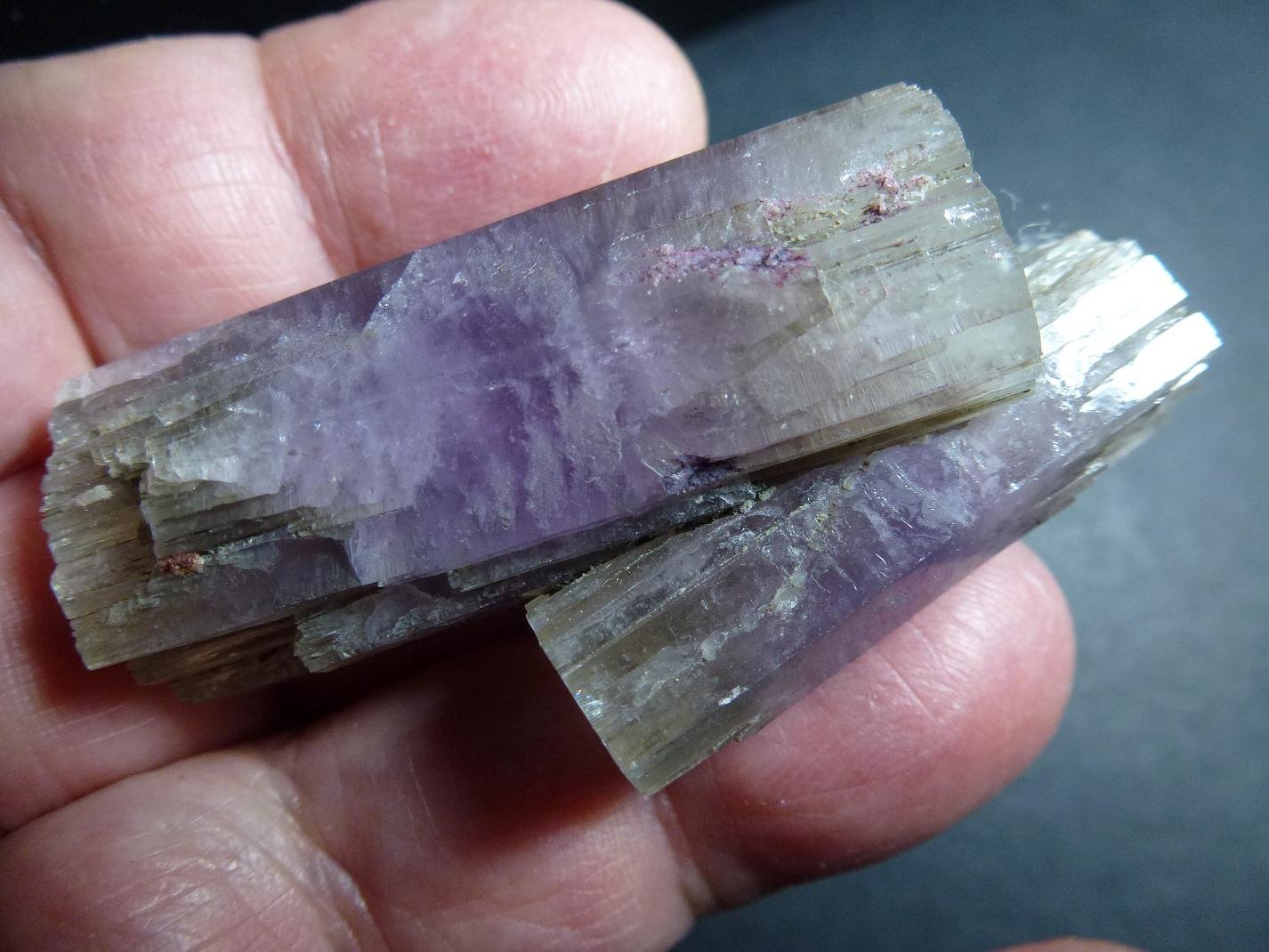 Aragonito
4,5 cm. el cristal mayor
(Autor: javier ruiz martin)