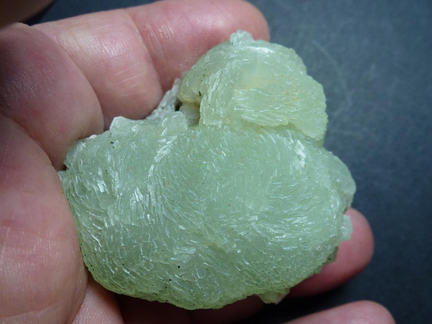 Prehnita, Augita
6 x 5 cm.
(Autor: javier ruiz martin)