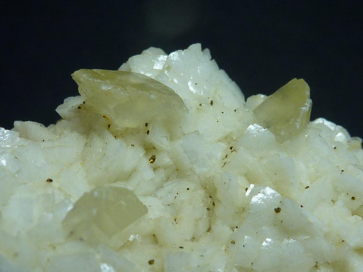 Esfalerita, Siderita, Dolomita
6 x 5 cm.
(Autor: javier ruiz martin)