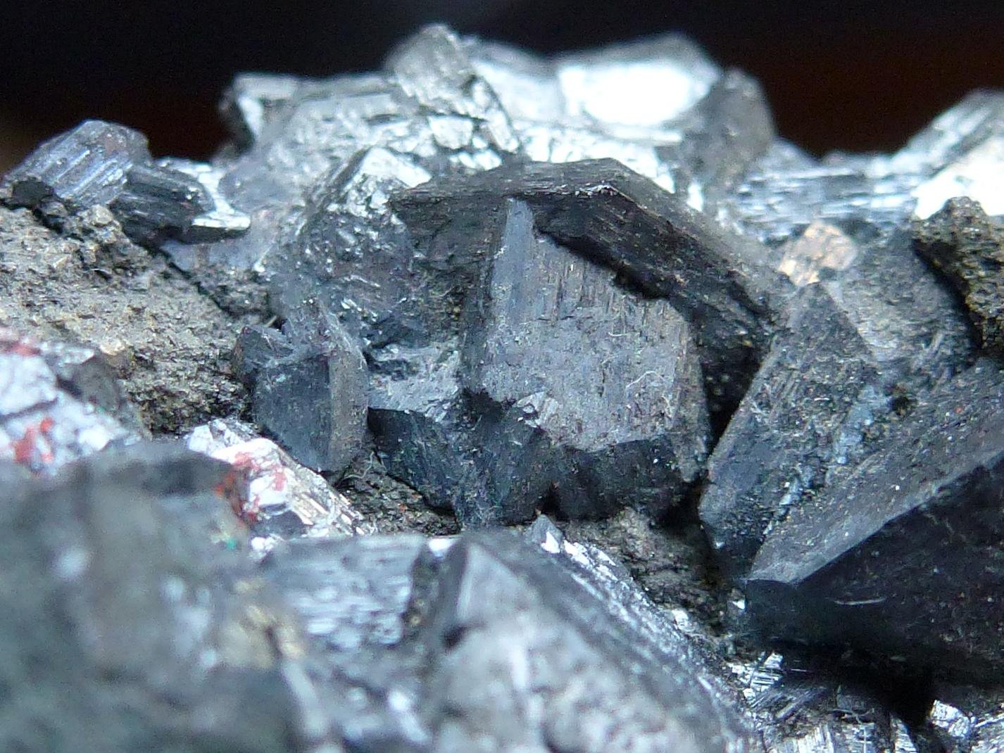 Calcocita (Calcosina)
0,4 x 0,5 el cristal complejo
(Autor: javier ruiz martin)