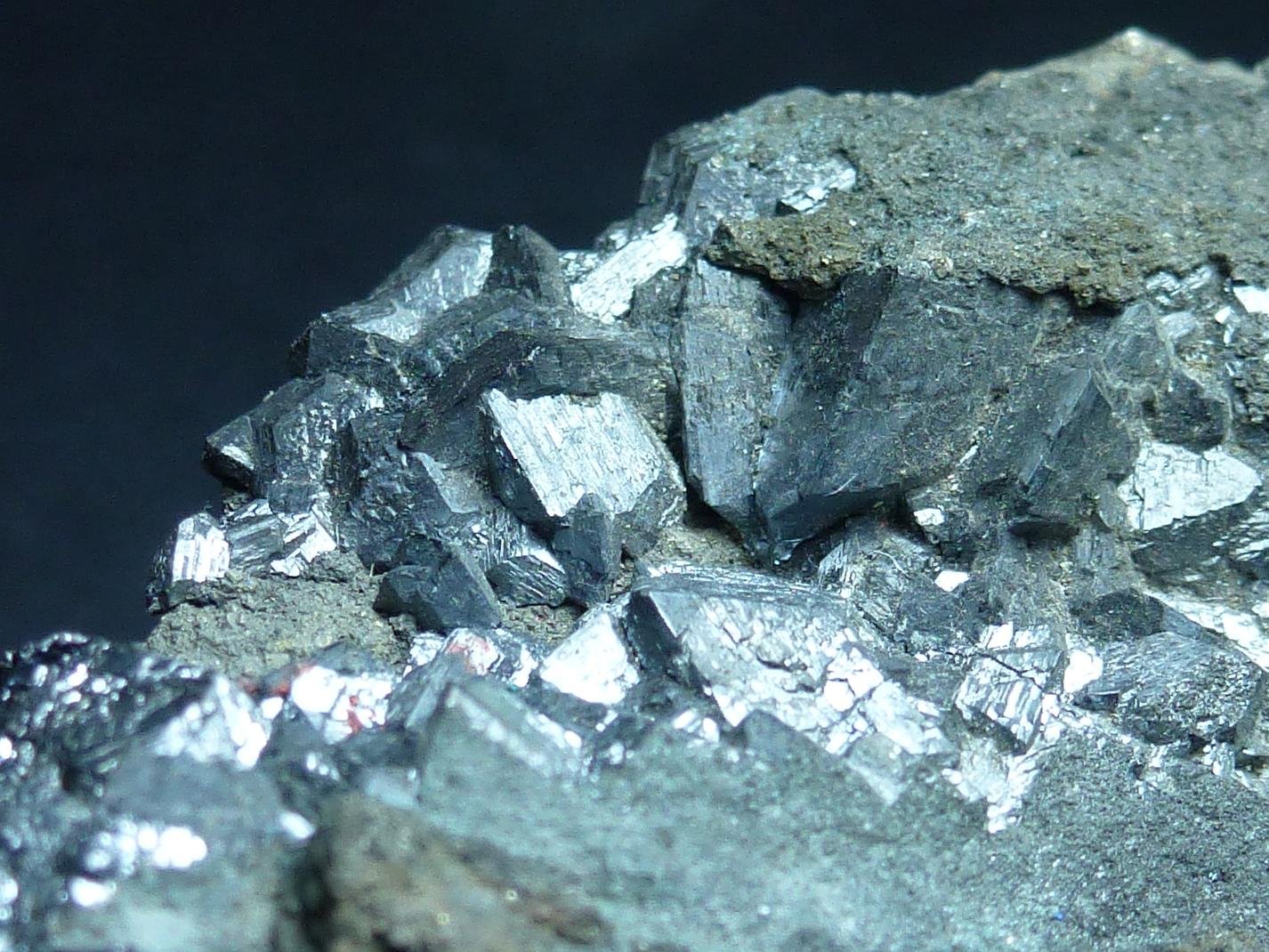 Calcocita (Calcosina)
Encuadre 3,5 x 3,5 cm.
(Autor: javier ruiz martin)