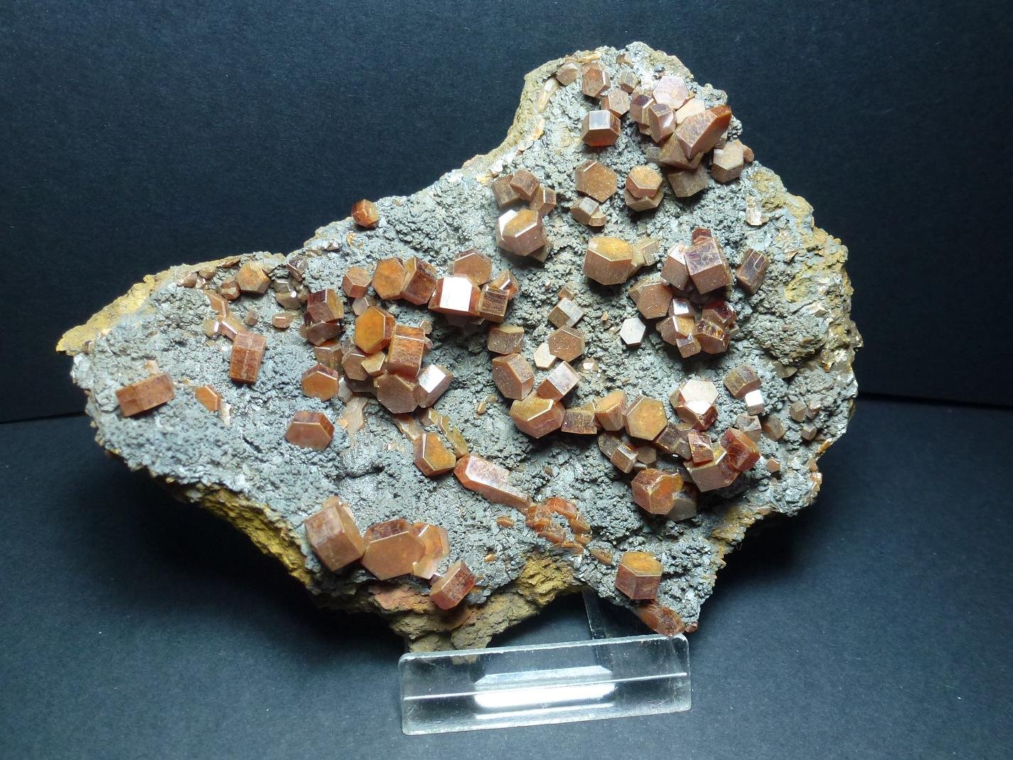 Vanadinita, Goethita
11 x 8 cm.
(Autor: javier ruiz martin)