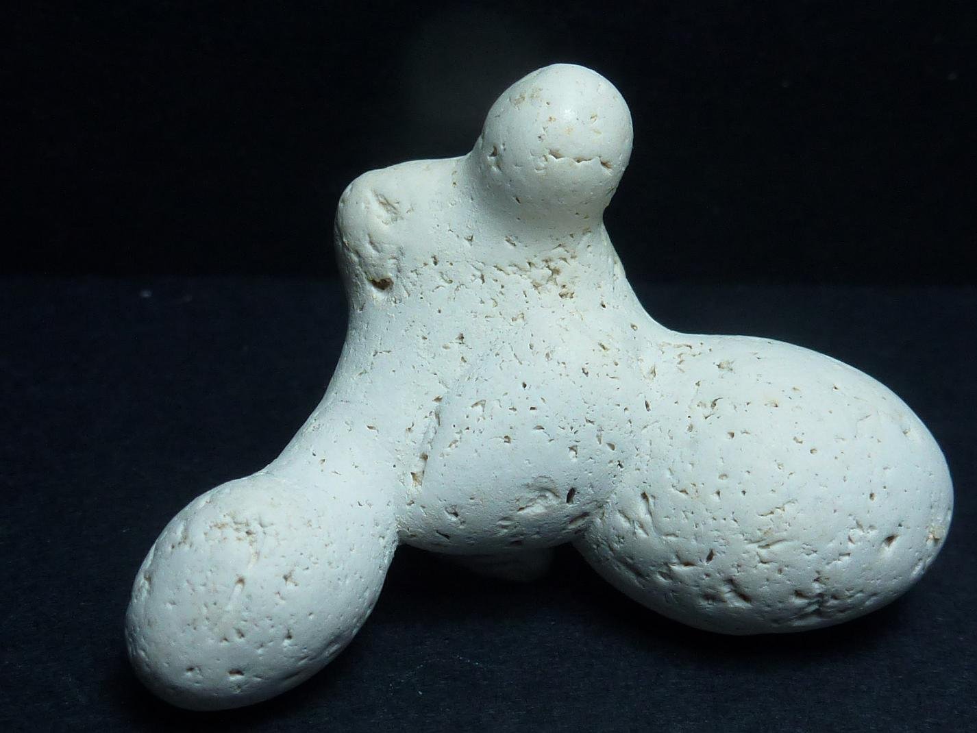 Ópalo (variedad menilito)
4 x 3 cm.
(Autor: javier ruiz martin)