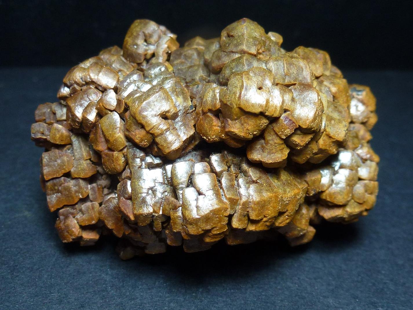 Vanadinita (variedad arsenical)
7 x 5 cm.
(Autor: javier ruiz martin)