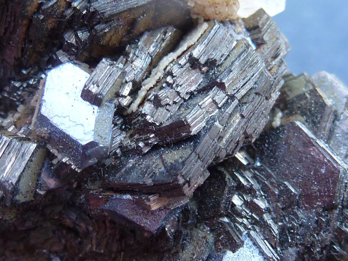 Pirrotita, Galena
6 x 4 cm.
(Autor: javier ruiz martin)