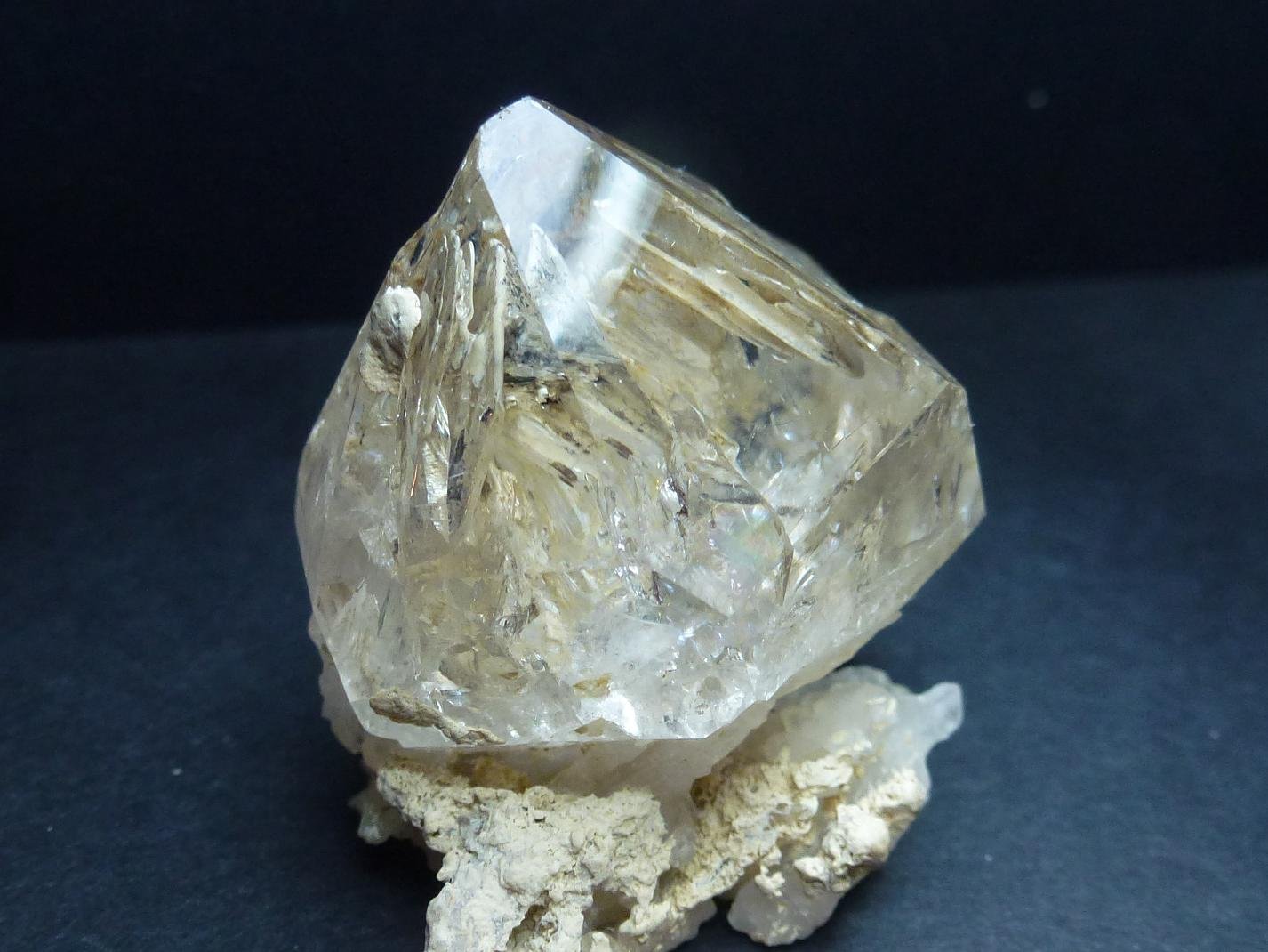 Cuarzo
5 x 4 cm.
(Autor: javier ruiz martin)