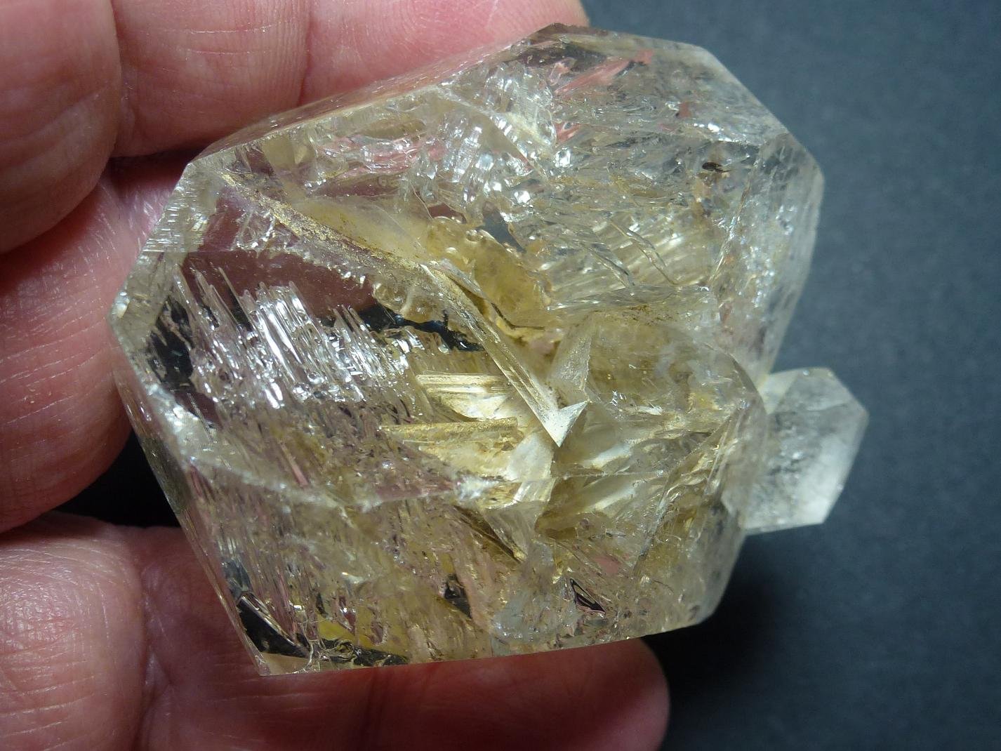 Cuarzo
6,5 x 4 cm.
(Autor: javier ruiz martin)