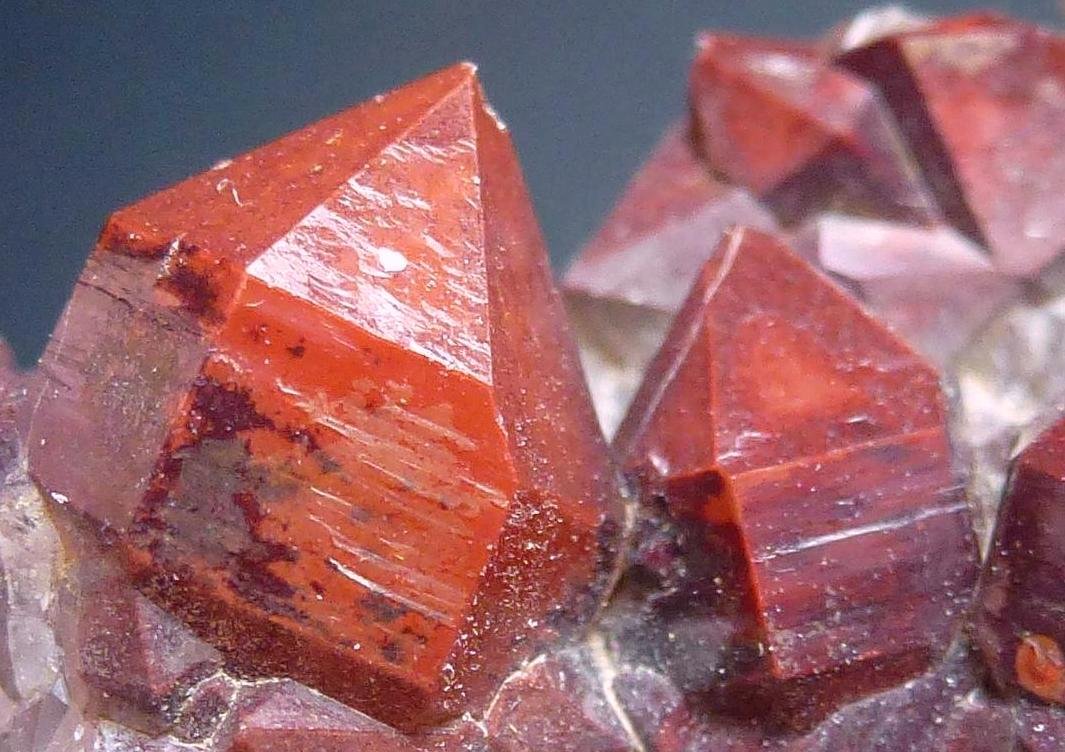 Cuarzo, Hematites
7 x 6 cm.
(Autor: javier ruiz martin)