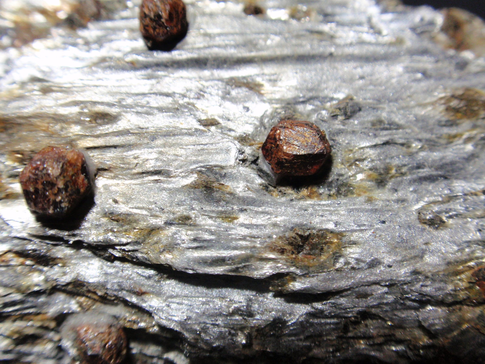 Almandino
3 mm
(Autor: Ignacio)