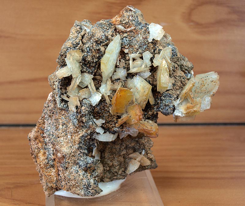 Baritina
8 x 8 cm.
(Autor: Pedro Antonio López)