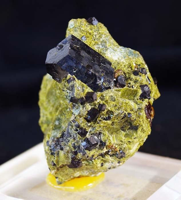 Granate
4,5 x 3,5
(Autor: Pedro Antonio)