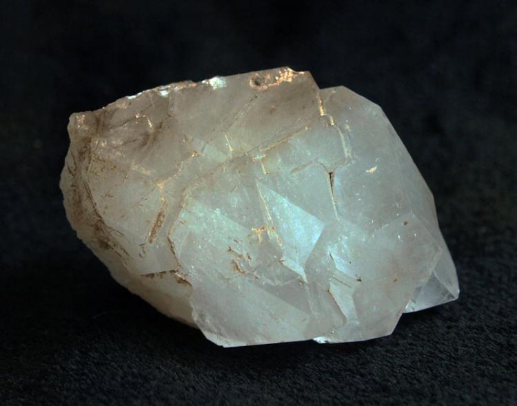 Celestina
4 x 3 cm.
(Autor: Pedro Antonio)