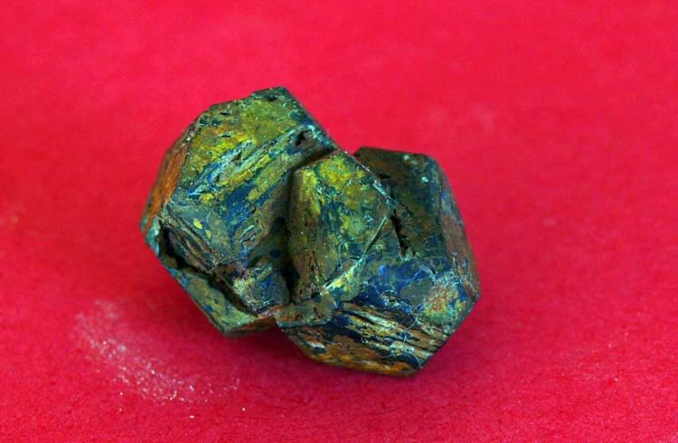 Pirita
2.2 x 1.3 cm.
(Autor: Pedro Antonio)