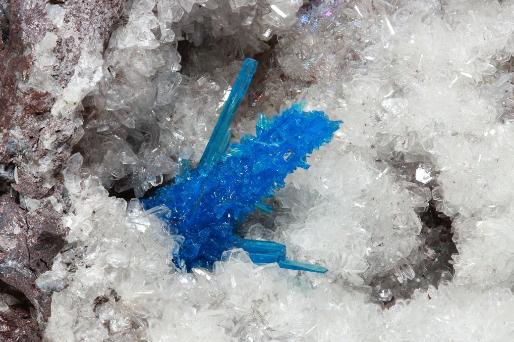Pentagonita
cristal 20mm
(Autor: Ramon A  Lopez Garcia)