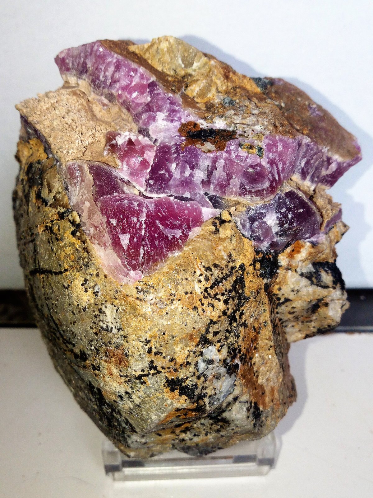 Calcita (variedad cobaltifera)
9x7,5 cm.
(Autor: Adri Rodríguez)