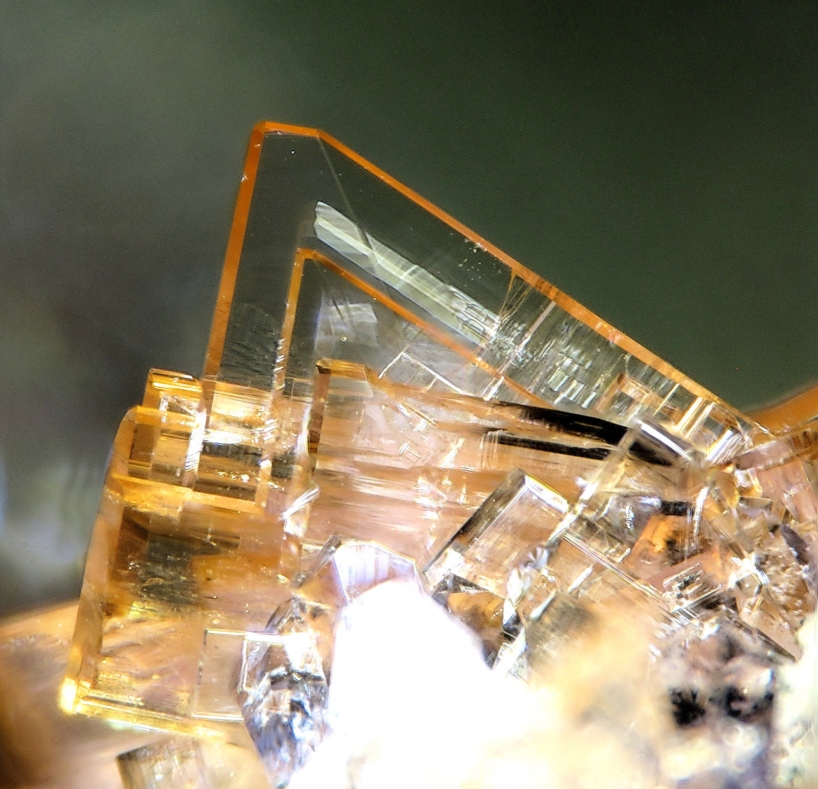 Phosphosiderita
fov 1.2 mm
(Autor: Foro FMF)