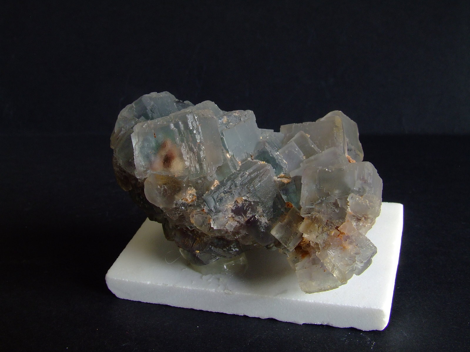 Fluorita
75x60x50mm  Cristal Mayor: 15x15mm
(Autor: joaquin gar)