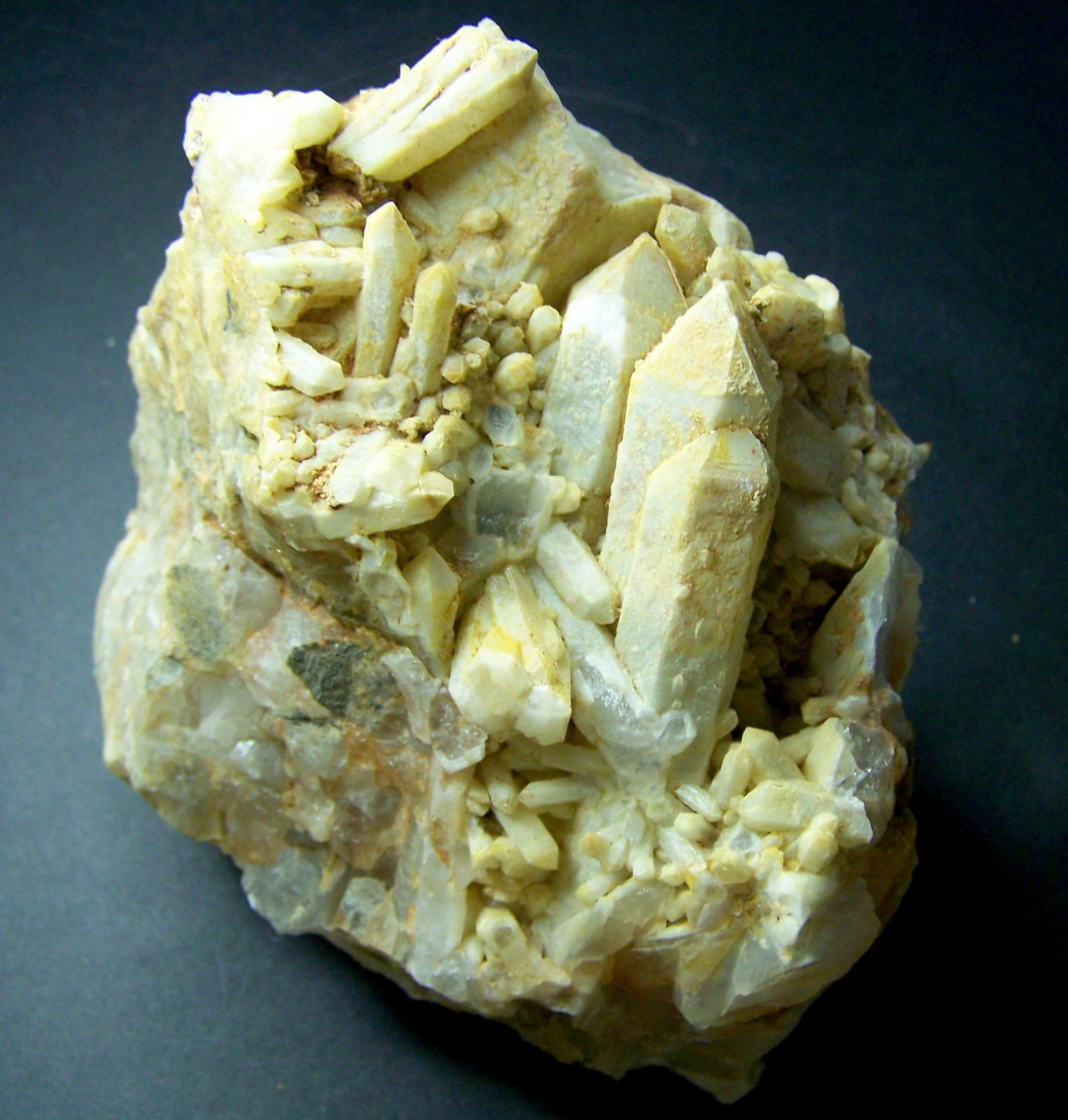 Cuarzo
15cm
(Autor: canada)
