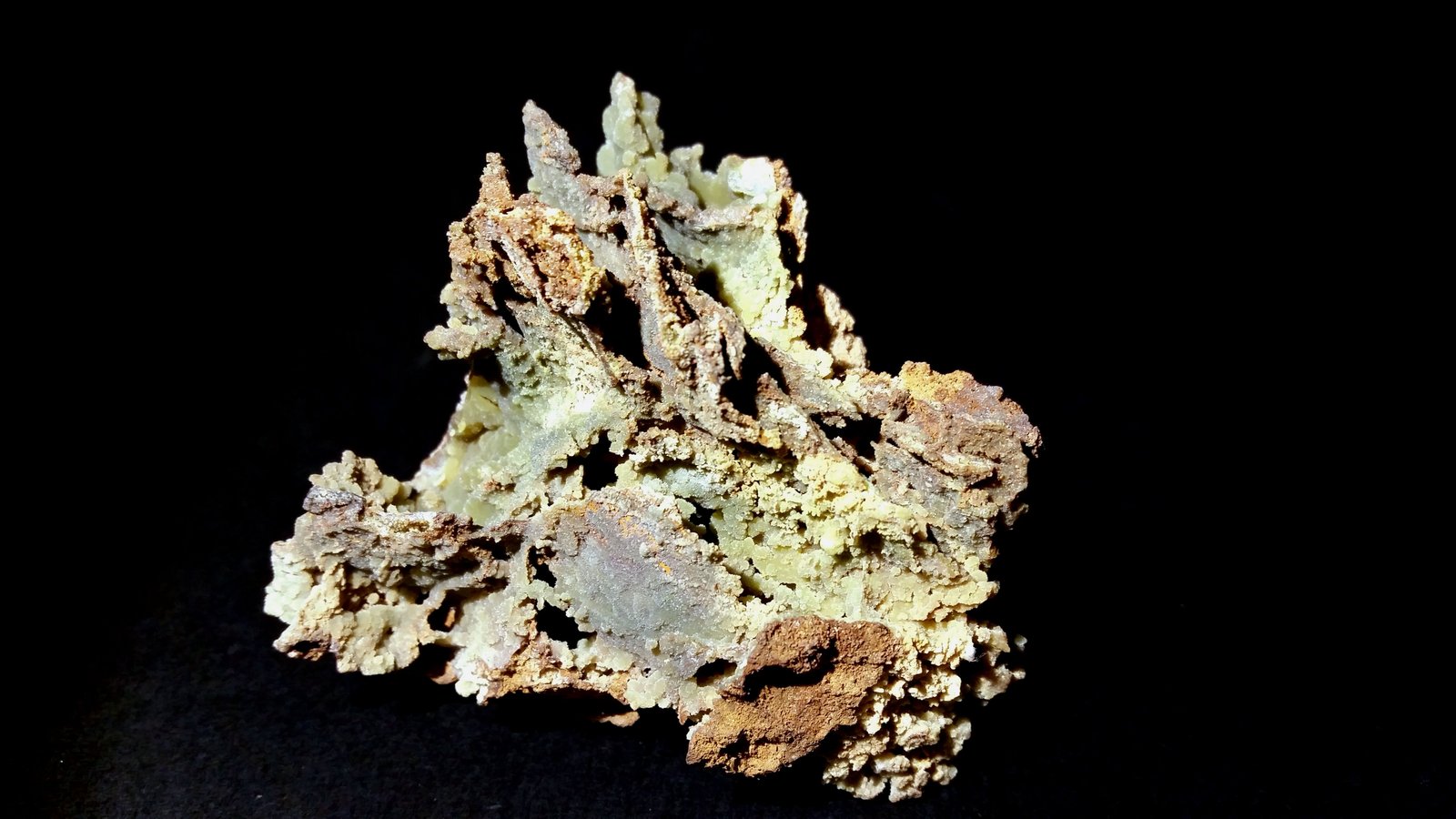 Piromorfita
7,5x8x5,3 cm.
(Autor: Nacho)