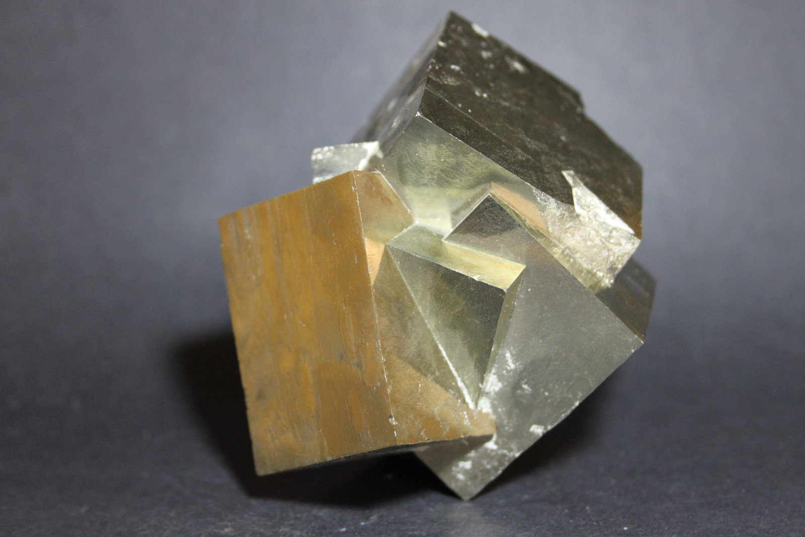Pirita
70 x 70 mm
(Autor: Joaquin Blanco Cortina)