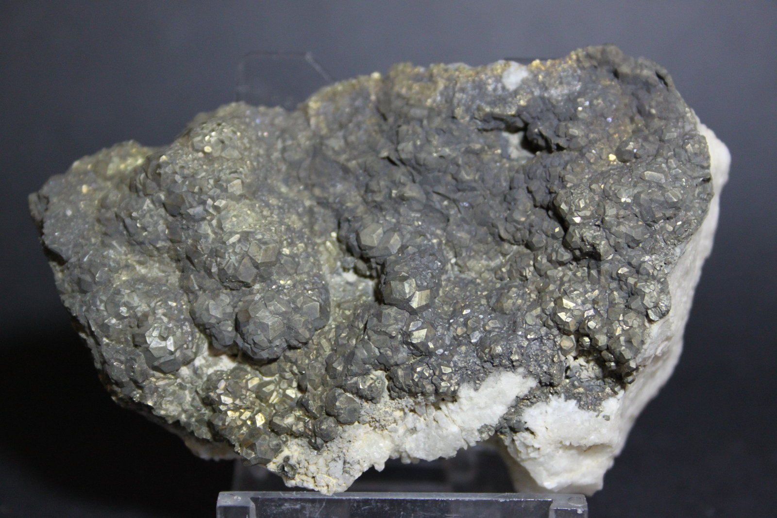 Pirita
80 x 60 mm.
(Autor: Joaquin Blanco Cortina)