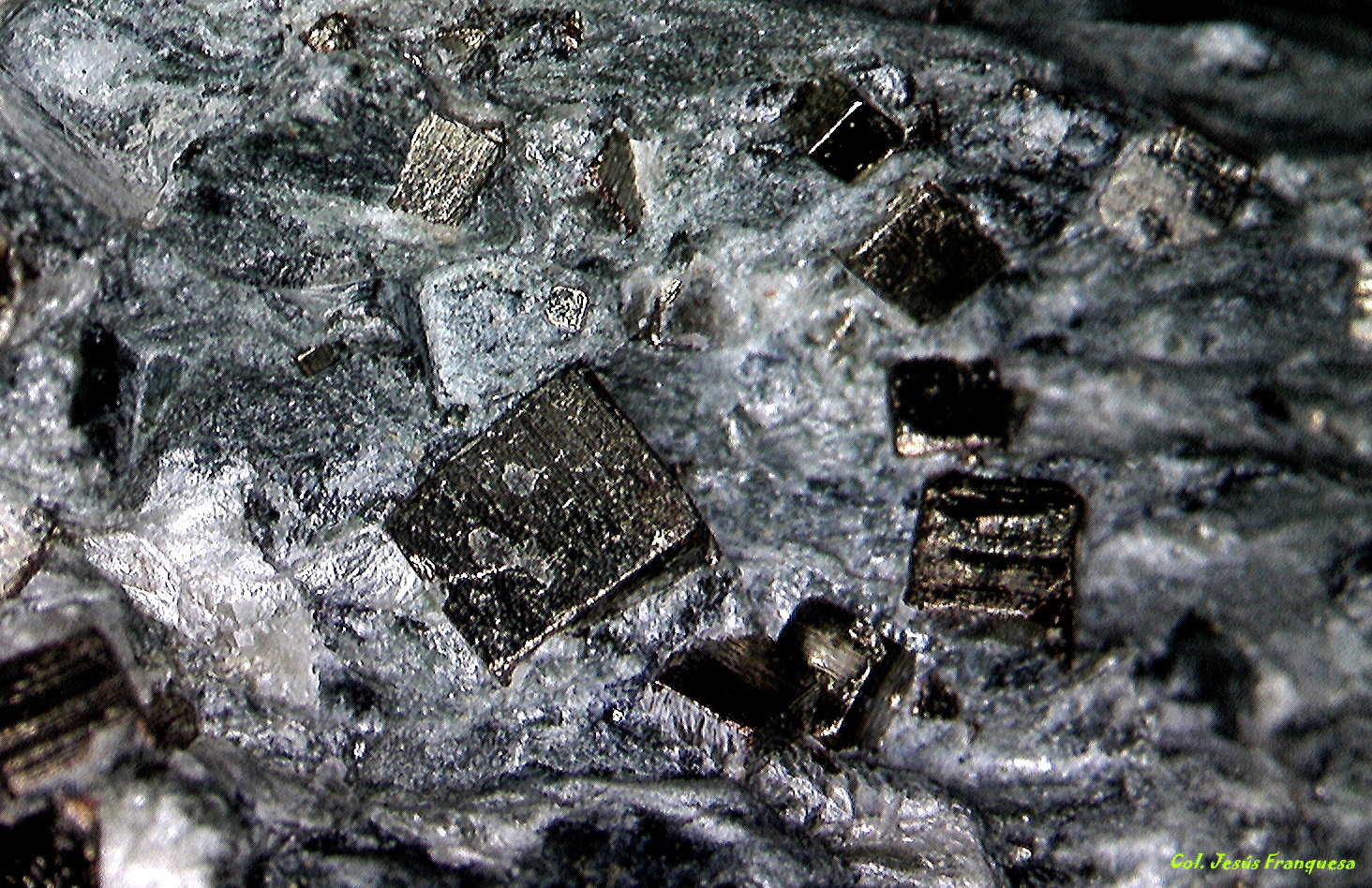 Pirita.
3´060 x 2´263 mm.
(Autor: Jesus Franquesa Baucells)