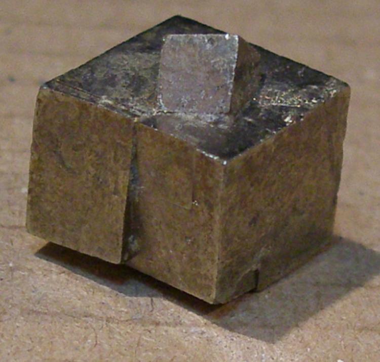 Pirita
10 x 10 mm
(Autor: juan martin)