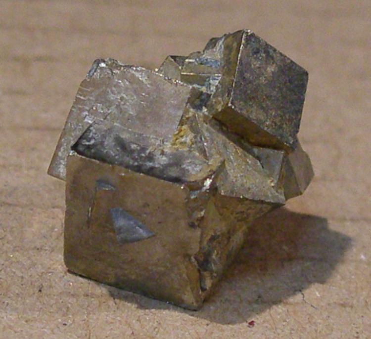 Pirita
11 x 11 mm
(Autor: juan martin)
