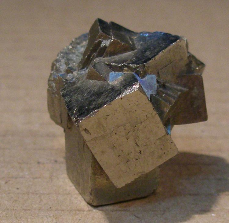 Pirita
11 x 11 mm
(Autor: juan martin)