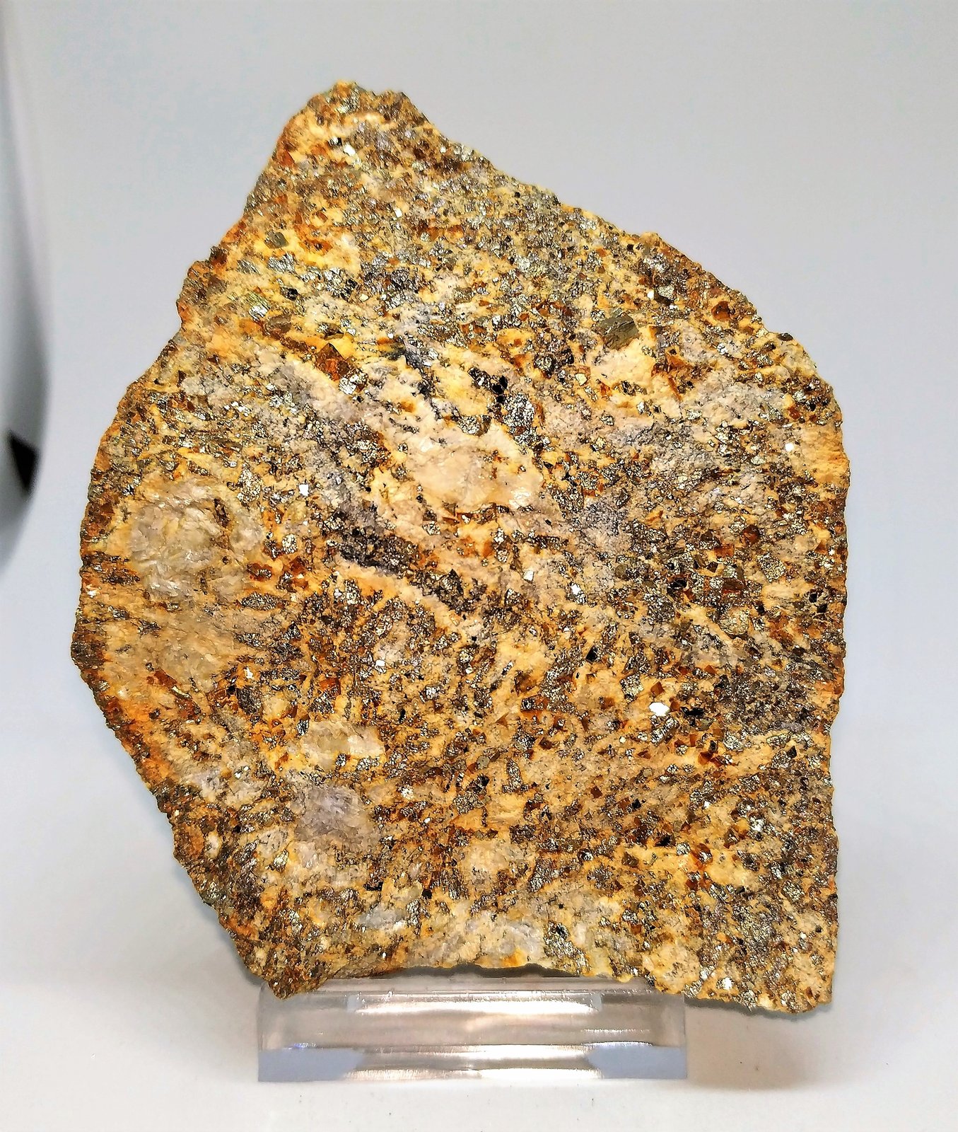 Pirita
9cmx7,5cm
(Autor: Adri Rodríguez)
