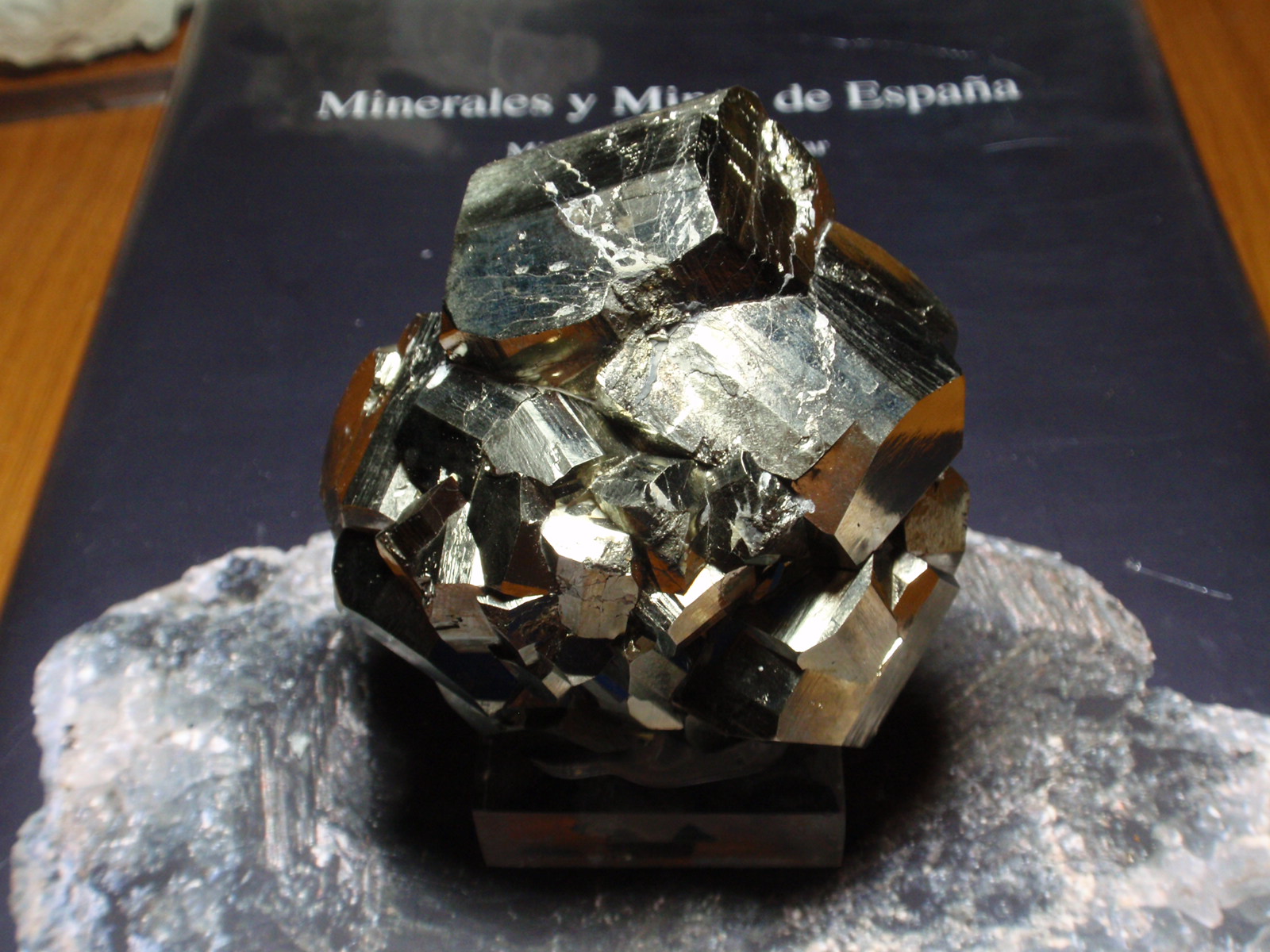 Pirita
65x65 mm
(Autor: Ignacio)