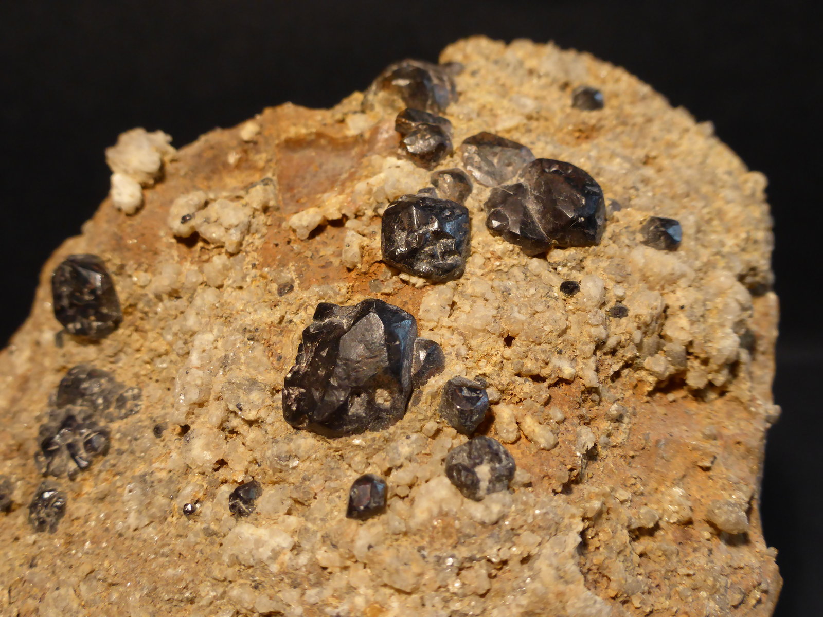Pirita
10x8 cm
(Autor: Ander Ispizua Juan)