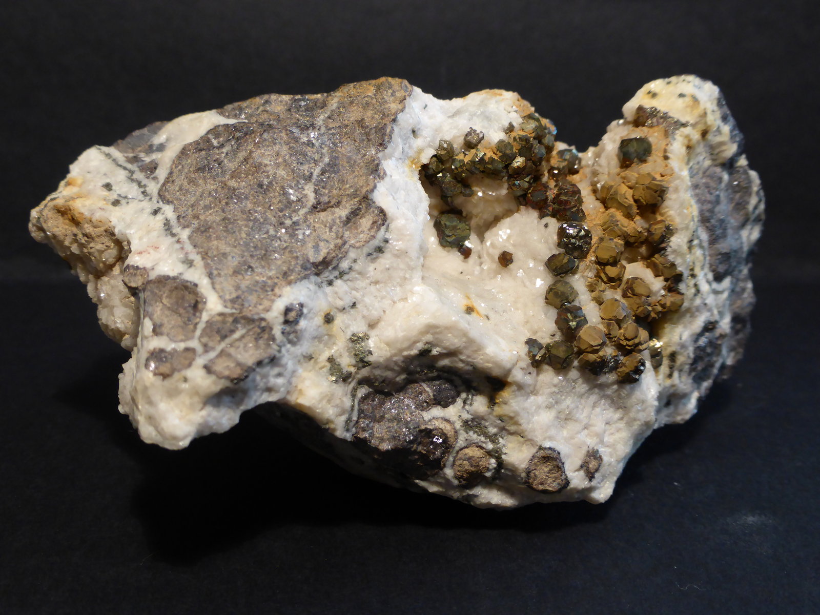 Pirita
9x5 cm
(Autor: Ander Ispizua Juan)